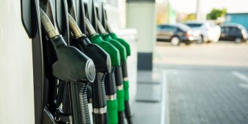 Nu o plafonare generala a preturilor la benzinarii ci o protectie corespunzatoare un expert sugereaza 10 masuri