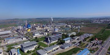 Plan pentru salvarea combinatului Azomures Industria ingrasamintelor declarata de importanta strategica si va
