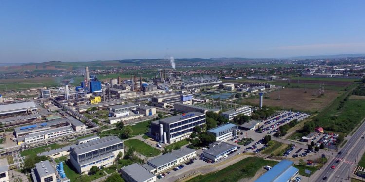 Plan pentru salvarea combinatului Azomures Industria ingrasamintelor declarata de importanta strategica si va