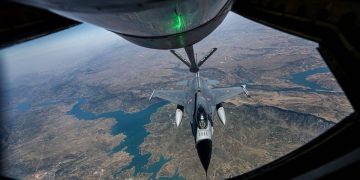 Primele avioane cisterna ale SUA au ajuns in Romania Acestea vor realimenta avioanele de lupta aflate in misiune