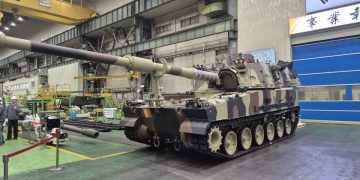 Primul obuzier K9 Tunetul destinat Armatei Romane a fost finalizat in Coreea Cand va incepe productia