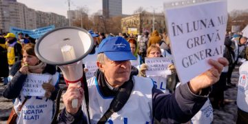 Profesorii planifica sa boicoteze examenele nationale dar sindicatele sustin ca sunt supusi unor presiuni