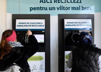 Romanii vor putea returna mai multe sticle pentru garantia de 50 de bani Se pot include noi tipuri de ambalaje