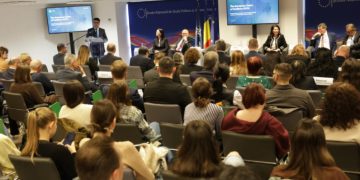 Studentii SNSPA intalnire cu presedintele Curtis de Conturi Europene Exista numeroase