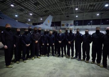 Zelenski Il multumesc Romaniei Presedintele Ucrainei a vizitat baza de la Fetesti unde pilotii