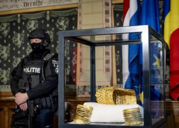 A inceput judecata in cazul furtului Coifului de la Cotofenesti si al bratariilor de aur