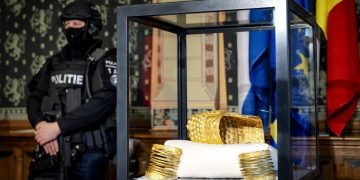 Aspectul actual al coifului de la Cotofeneshti si al celor doua bratari dacice furate si recuperate in