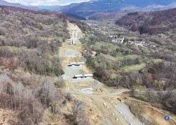 Autostrada ce strabate Carpatii Se pregateste forarea Tunelului Poiana cu echipamentul TBM Progres