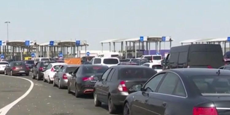 CNAIR avertizeaza soferii romani ca Ungaria introduce restrictii de tonaj pe drumurile sale de