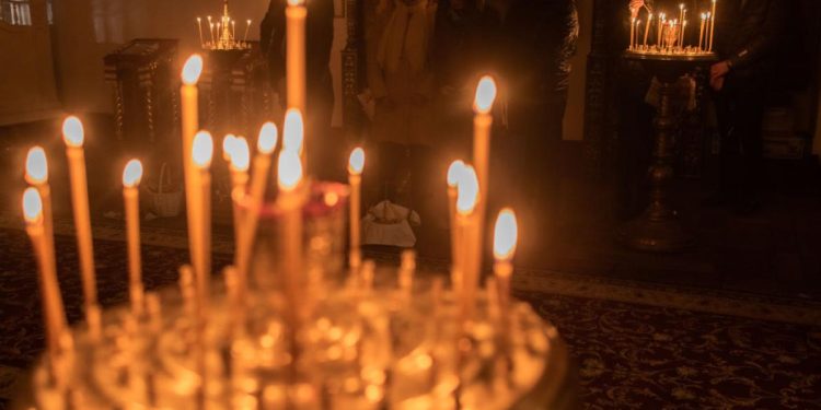 Ce se intampla daca nu va fi posibila aducerea luminii sfinte de la Ierusalim Patriarhia are o