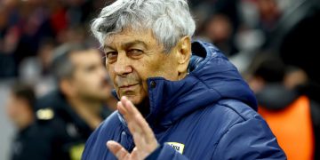 Cele mai noi informatii despre Mircea Lucescu Ministrul Sanatatii Este in stare critica la Terapie Intensiva