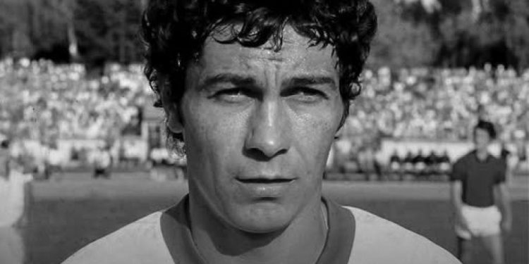 Dinamo Bucuresti dupa moartea lui Mircea Lucescu Nu este doar o pierdere Este o separare de o