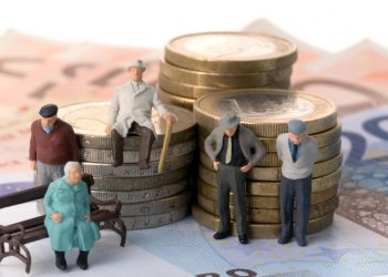 Marea pensionare care va afecta grav sistemul din Romania Specialistii avertizeaza Nu vor mai fi suficienti