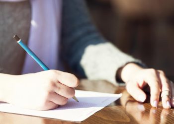 Sesiunea speciala a simularii Evaluarii Nationale continua marti cu examenul la Matematica