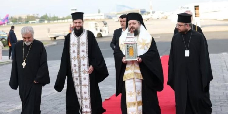 Sfanta Lumina de la Ierusalim a ajuns in Romania