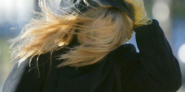 avertizare anm vreme rece si cod galben de vant si ninsori la munte este cod portocaliu de viscol