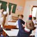 Decizia finala a lui Bolojan in Guvern inaite de motione bonus de 1500 de lei pentru