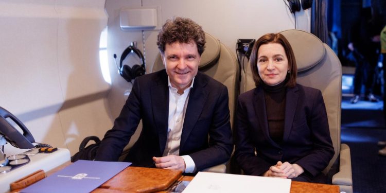 Nicusor Dan si Maia Sandu au calatorit impreuna in Armenia pentru a participa la summitul
