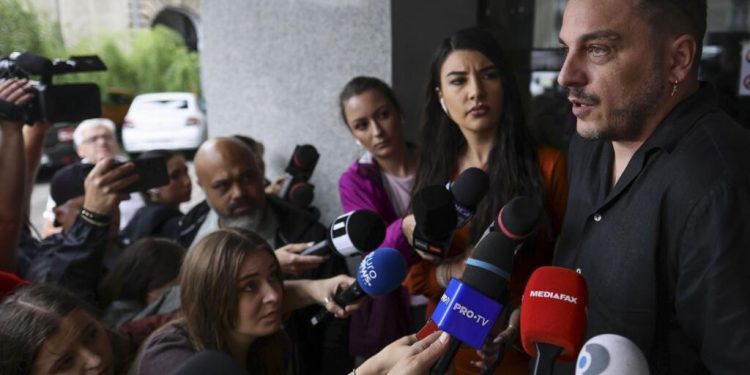 Influencerul Makaveli a fost plasat sub control judiciar pentru 60 de zile in cazul de evaziune fiscala