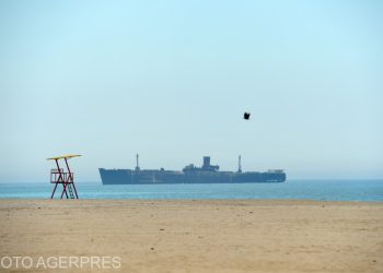 Peste 600000 de persoane au participat la festivalul Beach Please din statiunea Costinesti
