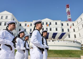 Prima nava moderna de razboi achizitionata in aproape 35 de ani soseste in portul militar Constanta