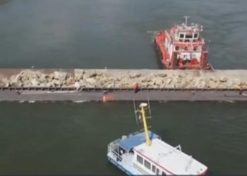 Doua barje vor fi scufundate astazi in Dunare Apele Romane Fiecare centimetru castigat