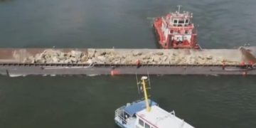Doua barje vor fi scufundate astazi in Dunare Apele Romane Fiecare centimetru castigat