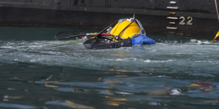 MApN a fost solicitat să intervină pentru a verifica fragmente de dronă în zona plajei Tuzla. 1 MApN a fost solicitat sa intervina pentru a verifica fragmente de drona in zona plajei Tuzla