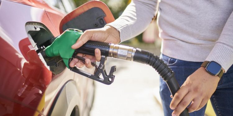 Preturile la motorina si benzina au scazut in cele mai mari orase ale Romaniei